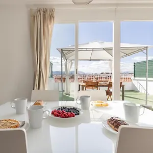 Fun Building By Homeabout Appartamento